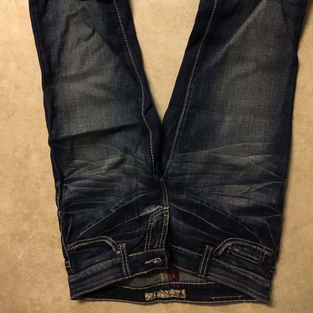 BKE Stella Capris. Size 25